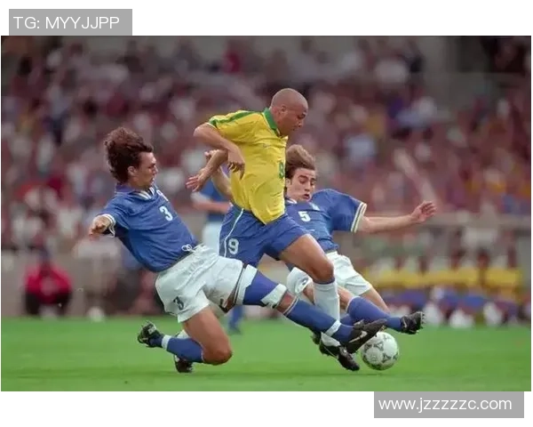 绿茵赛场巨星风采闪耀世界足坛激情永不熄