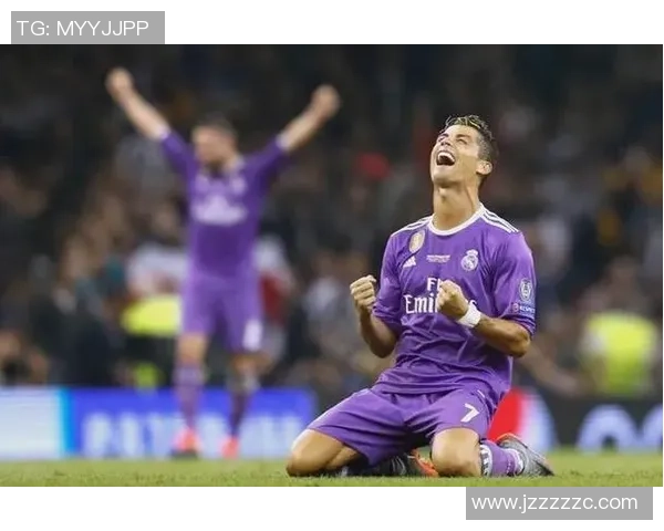 足球球星激情庆祝瞬间精彩回顾 展现胜利背后的力量与坚持